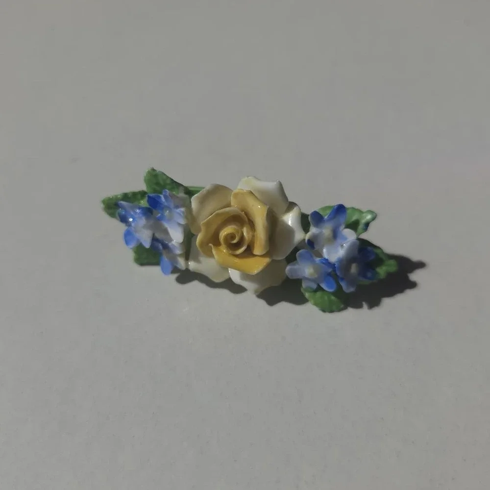 Vintage Floral Brooch Women Yellow Blue Made in England China Romantic